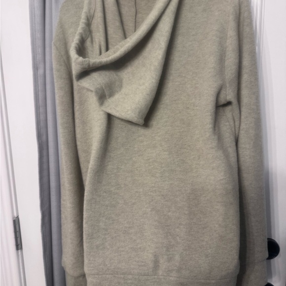 Pink Clover Women's Hooded Sweater - Light beige/tan - Picture 4 of 10